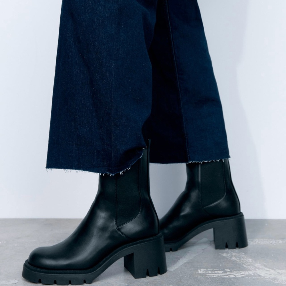 Zara ankle boot 6.5/EUR:37 NWT